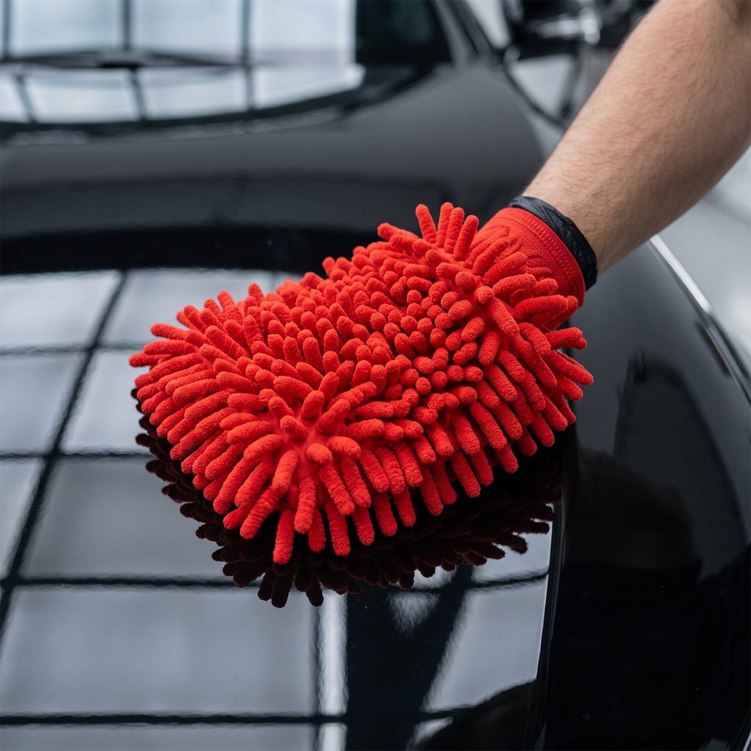 Microfiber Chenille Car Wash Glove For Scratch-free Cleaning And Detailing (1 Pc)